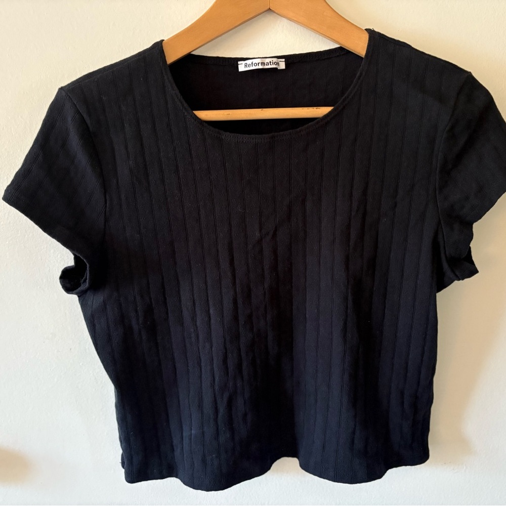Reformation Black Ribbed Crop Top - Picture 2 of 4